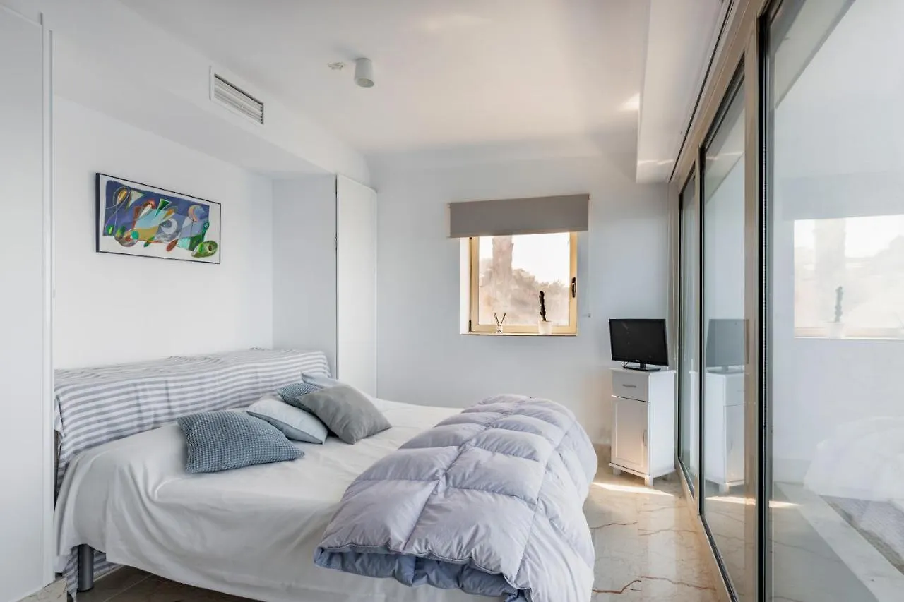 Villa Exclusive Seafront Villa,Private Pool,Gym,Bbq El Toro