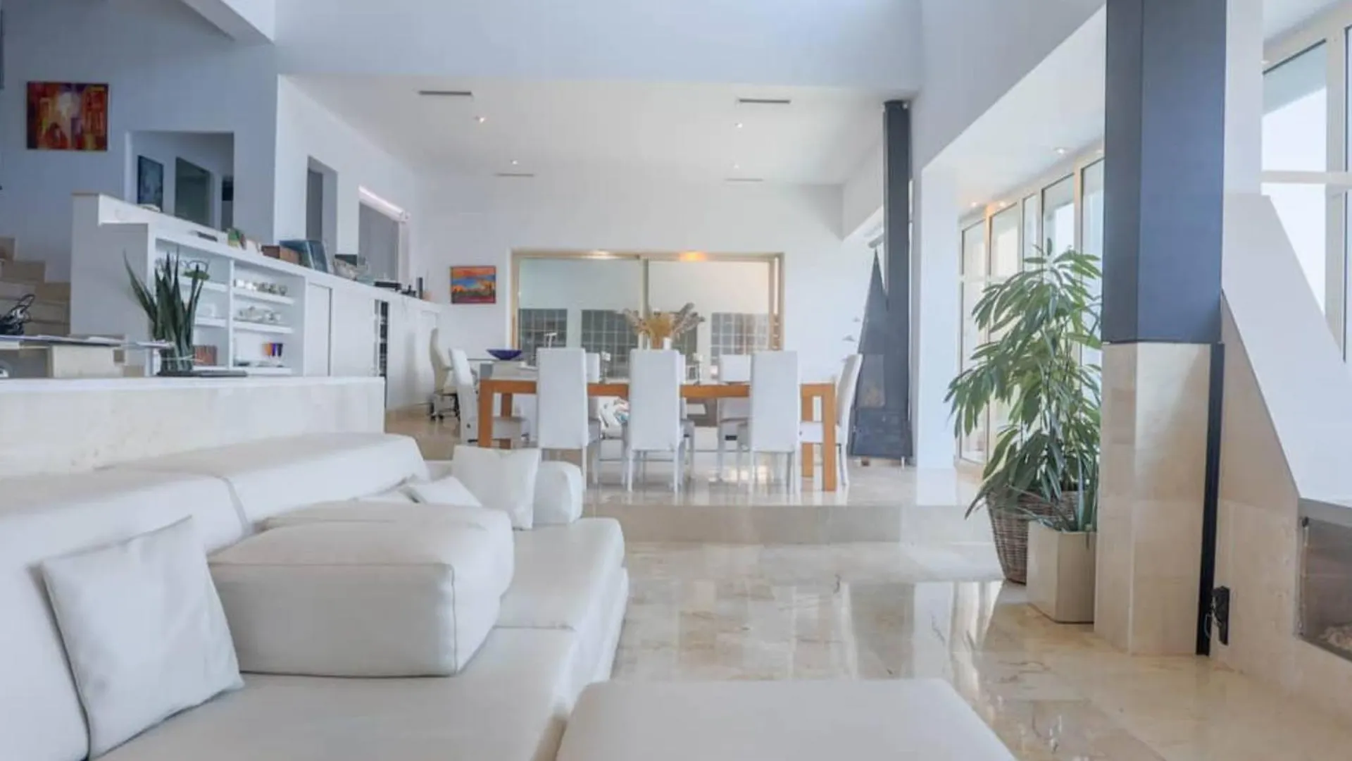 Villa Exclusive Seafront Villa,Private Pool,Gym,Bbq El Toro
