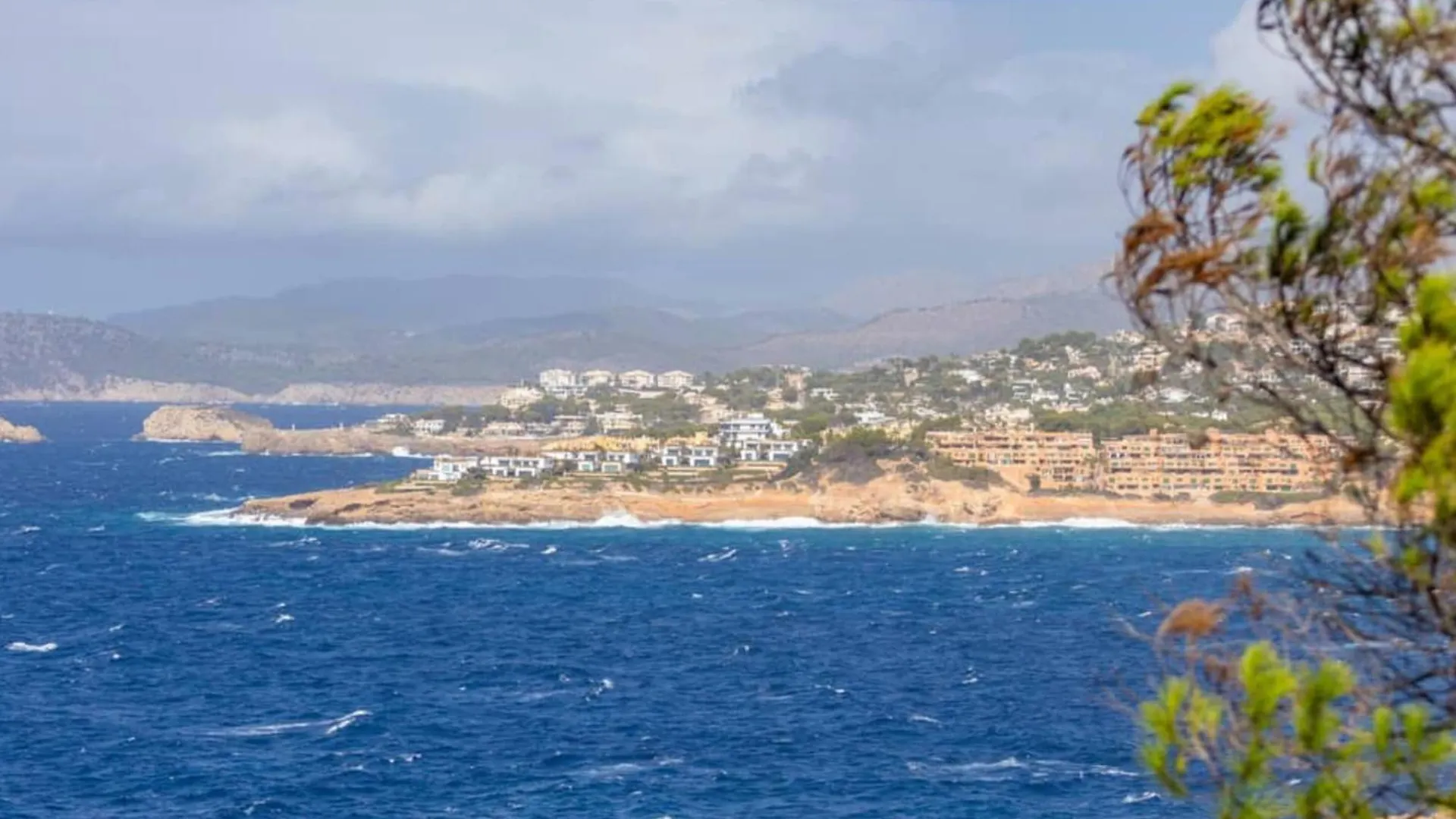 Villa Exclusive Seafront Villa,Private Pool,Gym,Bbq El Toro